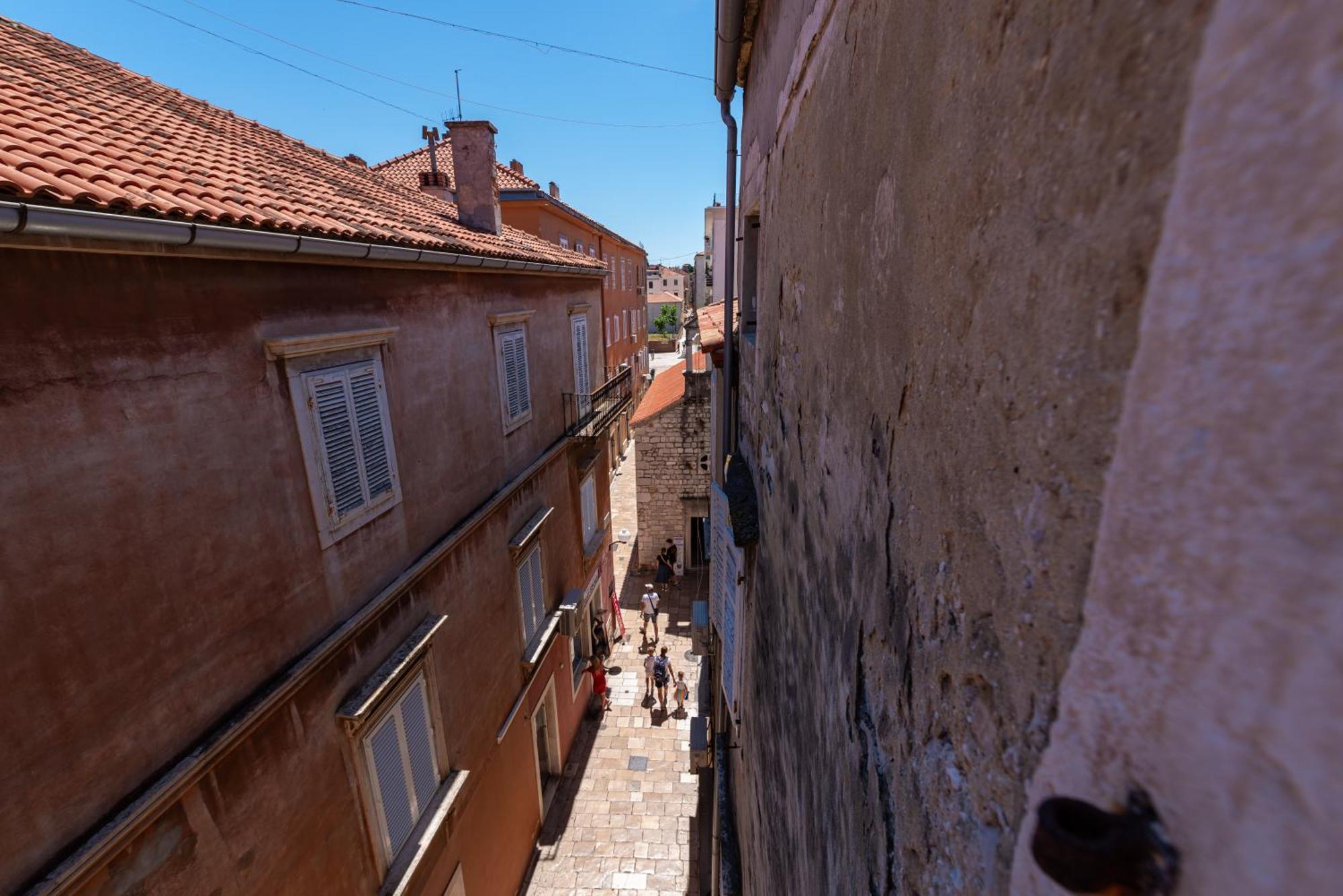 Timeless Antique Old Town With Terrace Apartman Zára Kültér fotó